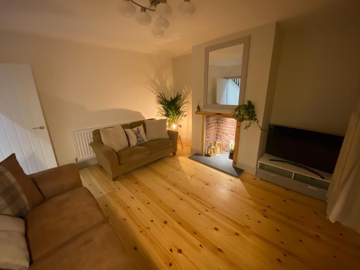Dolwen Snowdonia Home By Polkastays Caernarfon Exterior photo